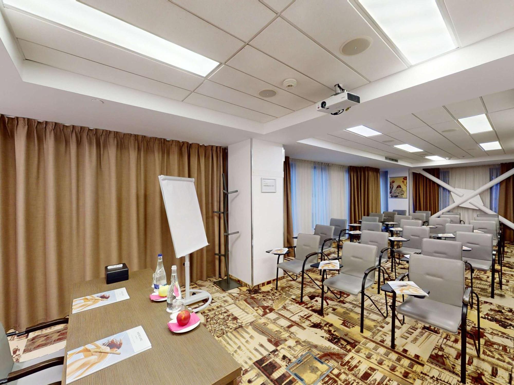 Mercure Bucharest City Center Exterior foto